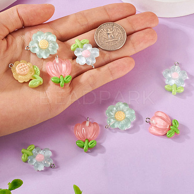 8Pcs 4 Styles Translucent Resin Pendants CRES-FP0001-08-1