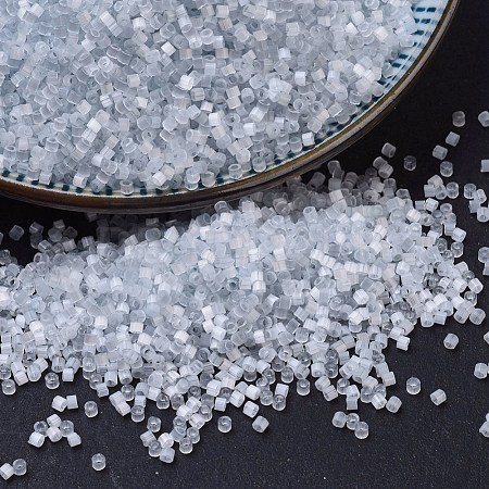 MIYUKI Delica Beads SEED-X0054-DB0677-1
