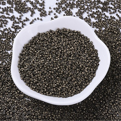 MIYUKI Delica Beads SEED-X0054-DB0322-1