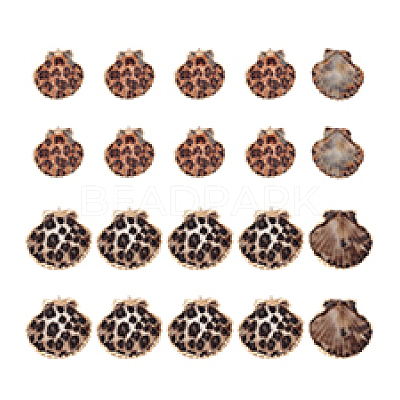 16Pcs 4 Colors Spray Paint & Electroplate Sea Shell Pendants SSHEL-PH0001-35-1