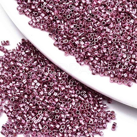 11/0 Grade A Glass Seed Beads SEED-S030-1203-1