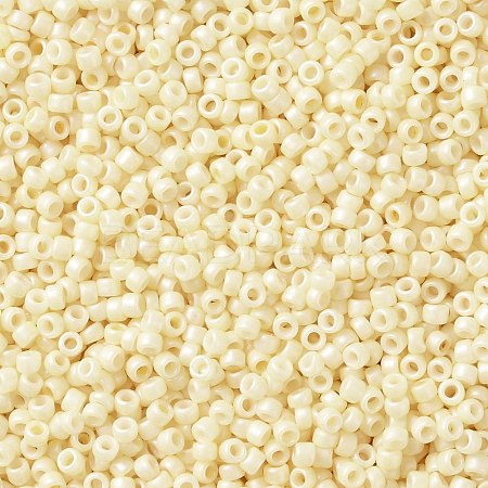 TOHO Round Seed Beads SEED-XTR15-0762-1