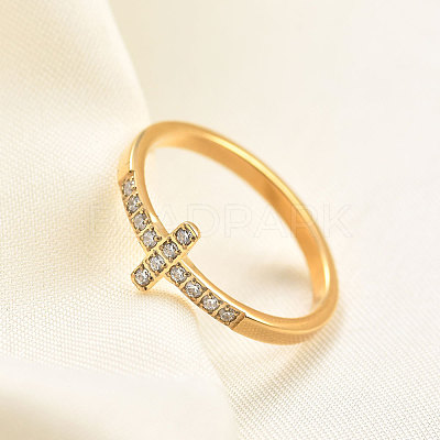 Cross Stainless Steel Micro Pave Clear Cubic Zirconia Finger Rings for Women FS-WG88B59-04-1