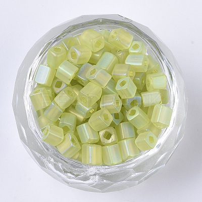 6/0 Transparent Glass Seed Beads SEED-S027-03B-05-1