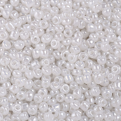8/0 Glass Seed Beads SEED-US0003-3mm-141-1