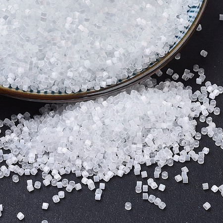 MIYUKI Delica Beads X-SEED-J020-DB0635-1