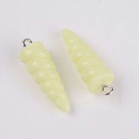 Resin Pendants RESI-WH0014-44B-1