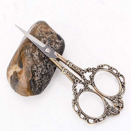 Alloy & Stainless Steel Retro Embossed Flower Scissors PW-WG89999-01-1